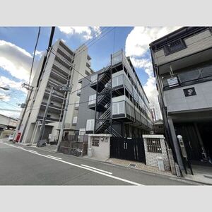 レオパレスアスター